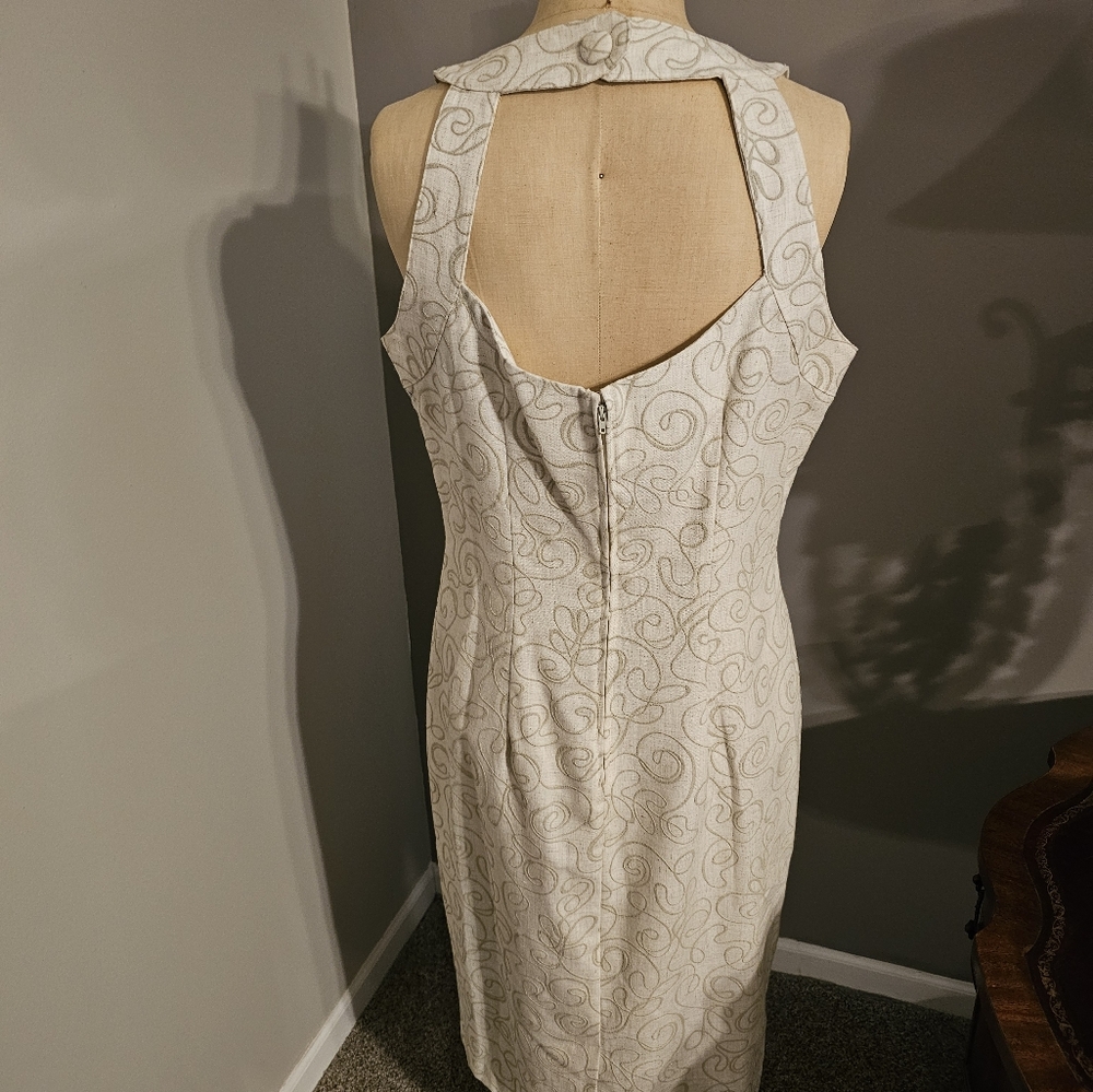 Linen Dress - Picture 5 of 6